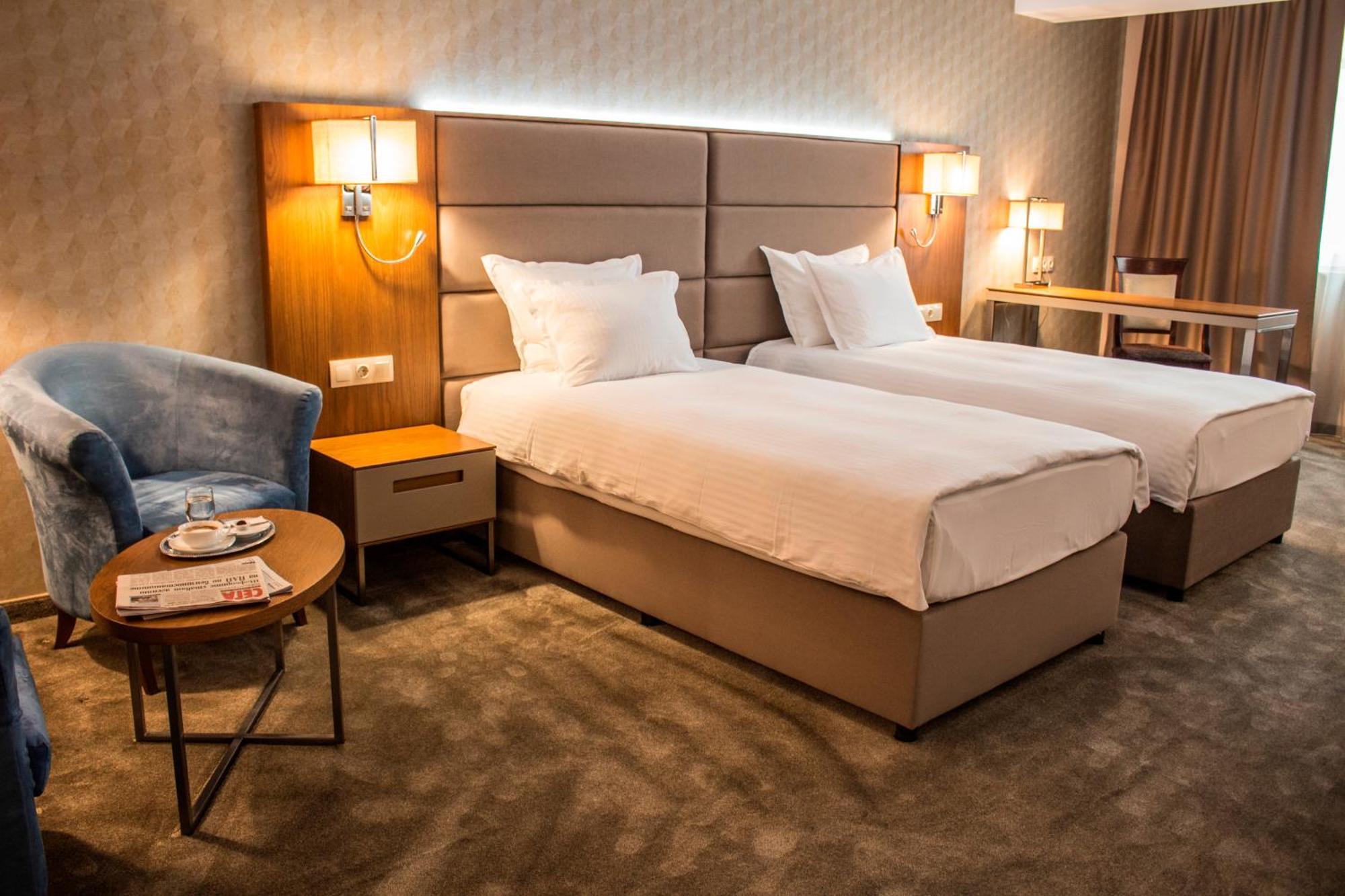 Hotel Golden Tulip Varna Extérieur photo