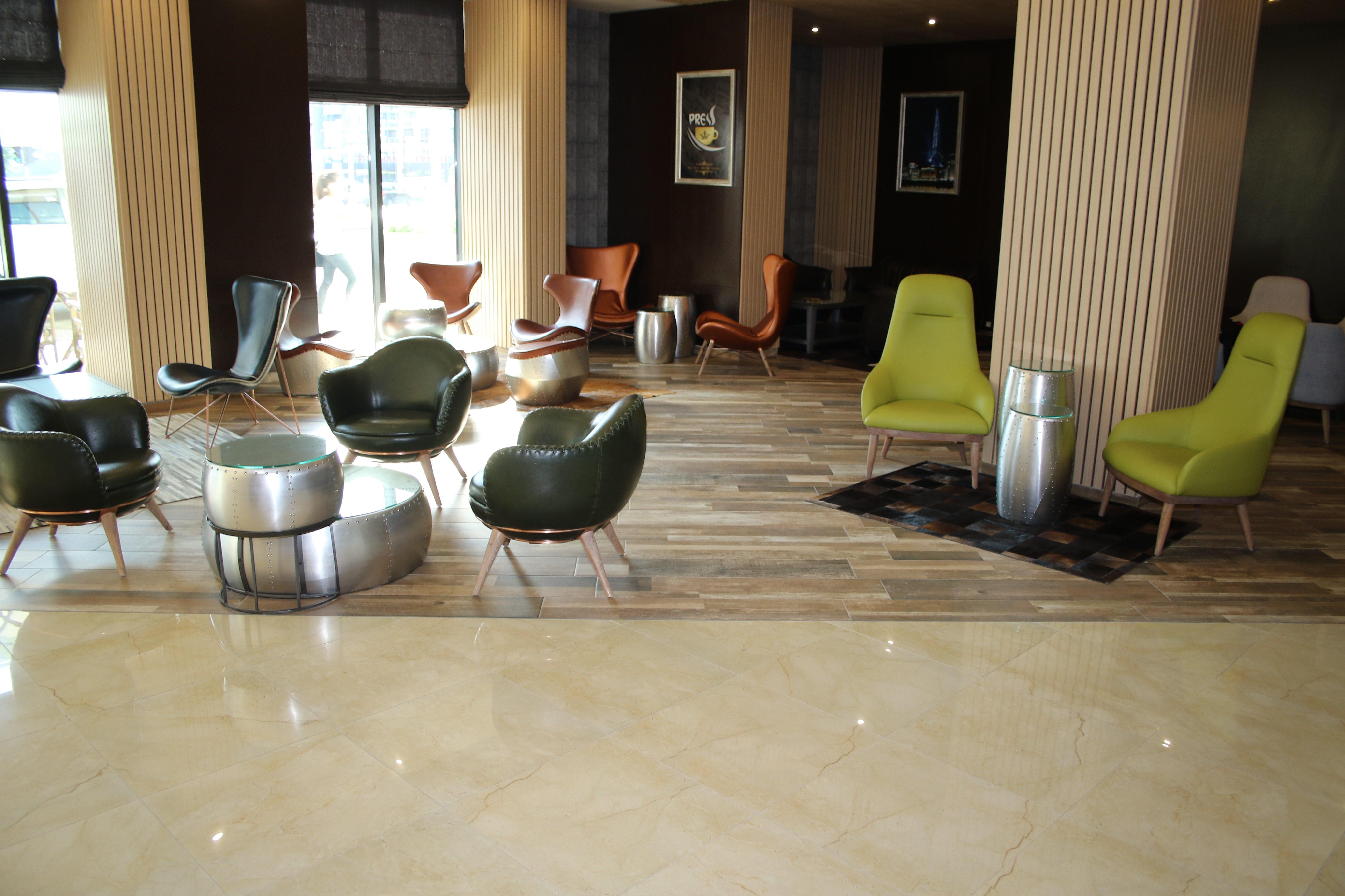 Hotel Golden Tulip Varna Extérieur photo