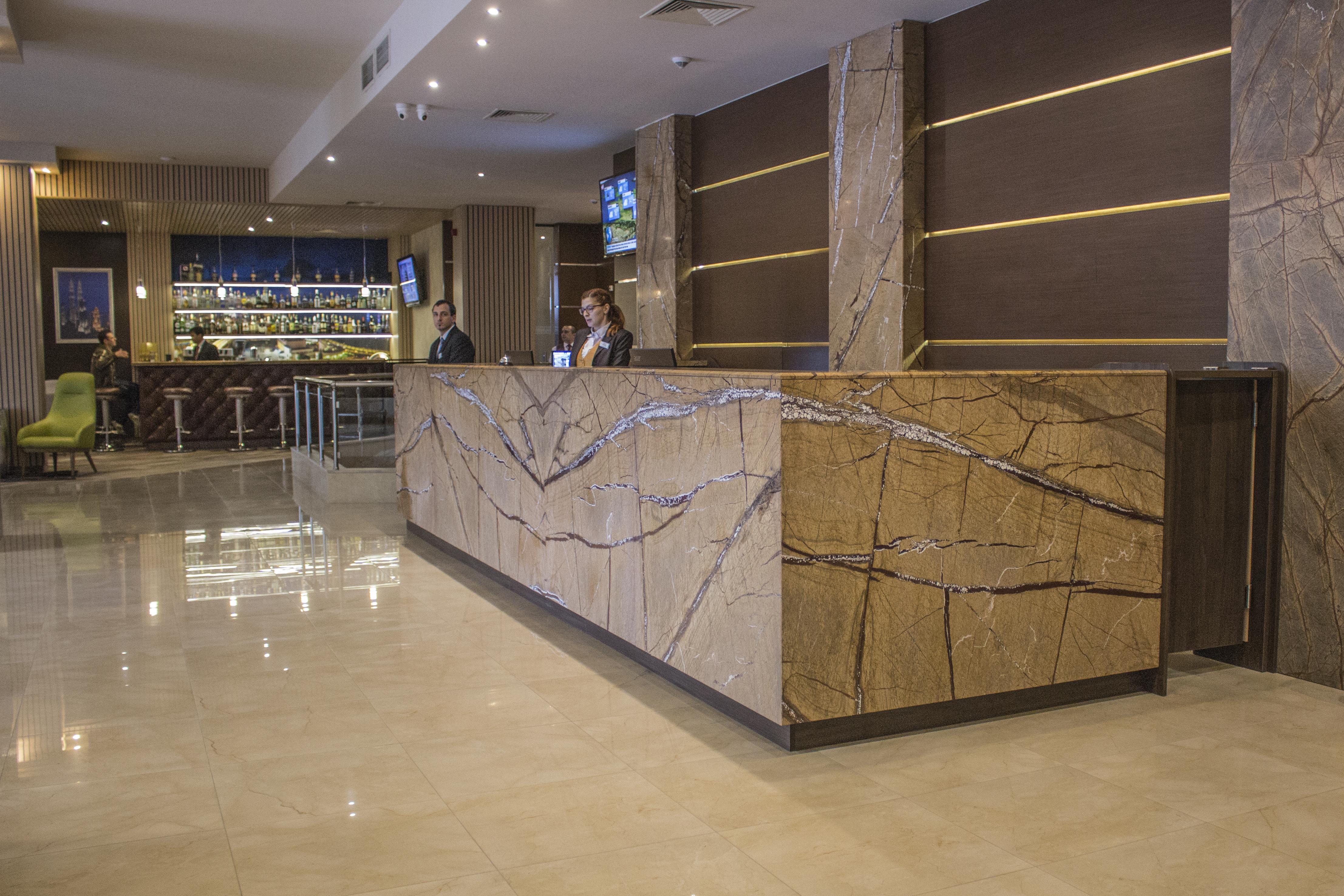 Hotel Golden Tulip Varna Extérieur photo